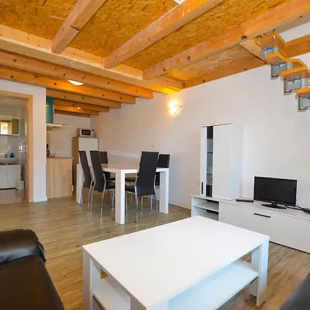Adria Apartmán